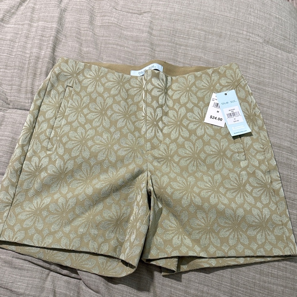 Chic Tan Floral Women Shorts